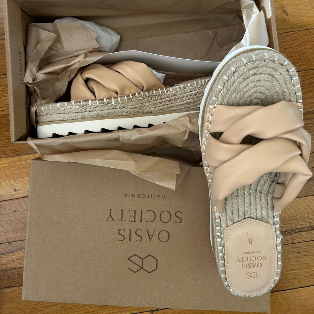 Espadrille platform sandals